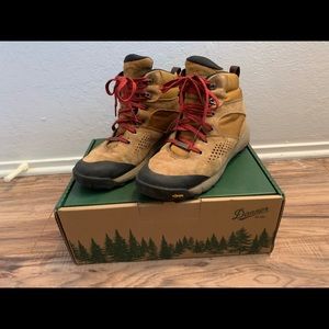 Danner Women’s Enquire Mid Rise Hiking Waterproof Leather Boots Size 8